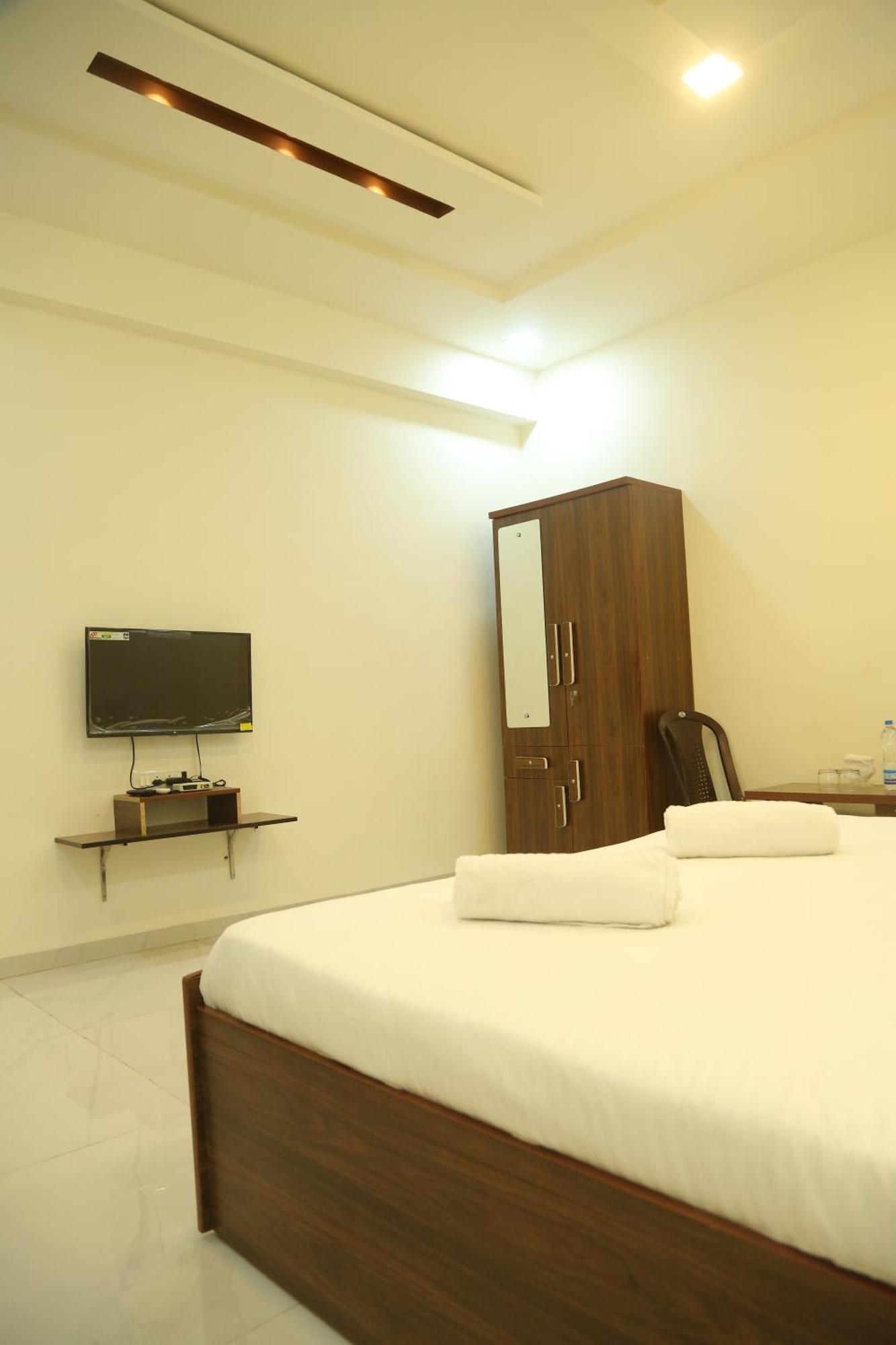 Rudraksh Nagthane Satara Buitenkant foto